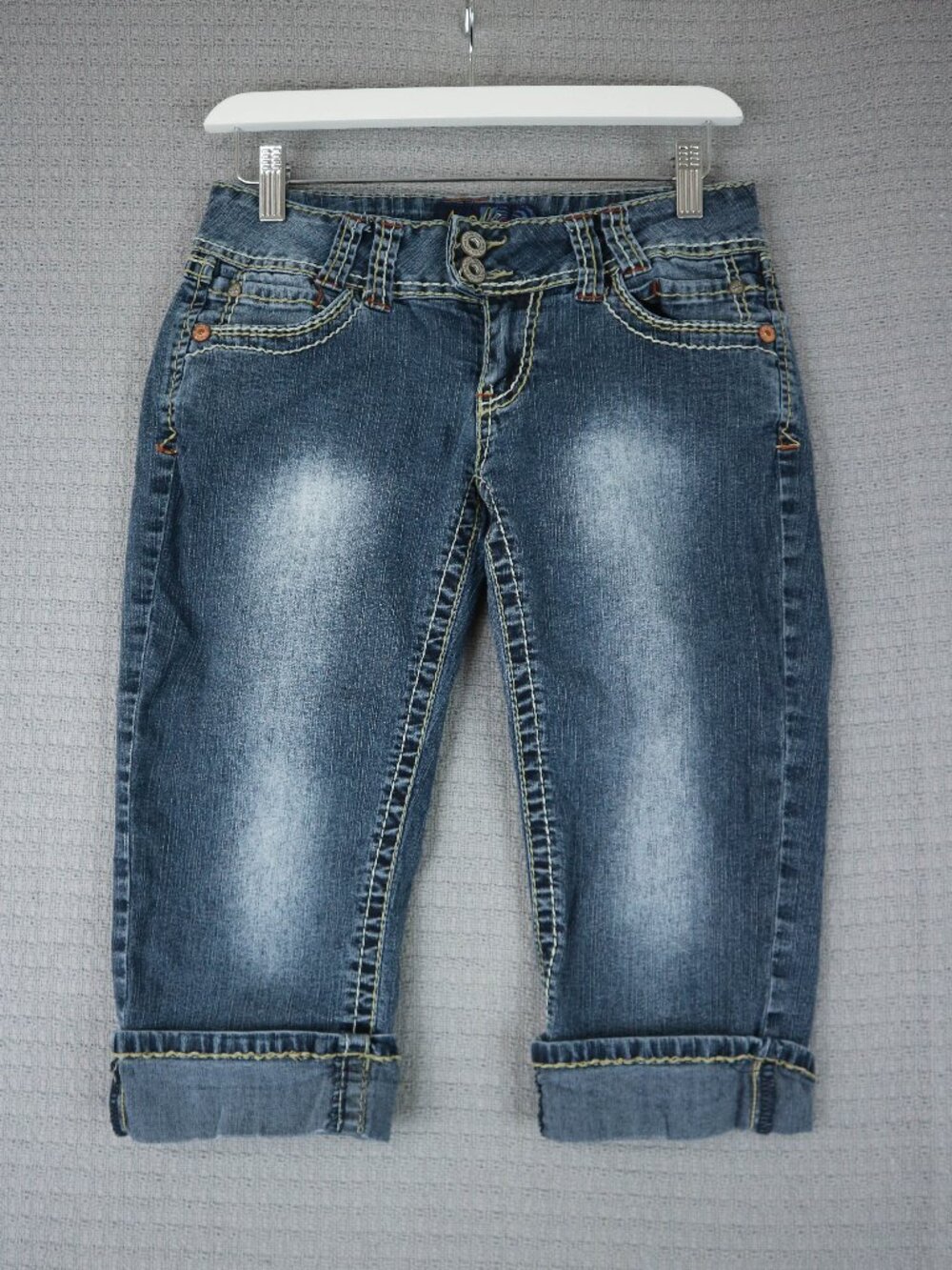 Angels Denim Y2K Style Low Rise Capris Womens Size 7 - 29W